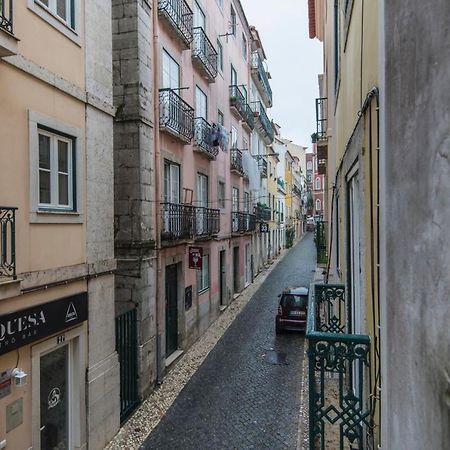 Lovelystay - Vintage Flat Near Santa Justa Elevator! Lisbon Luaran gambar